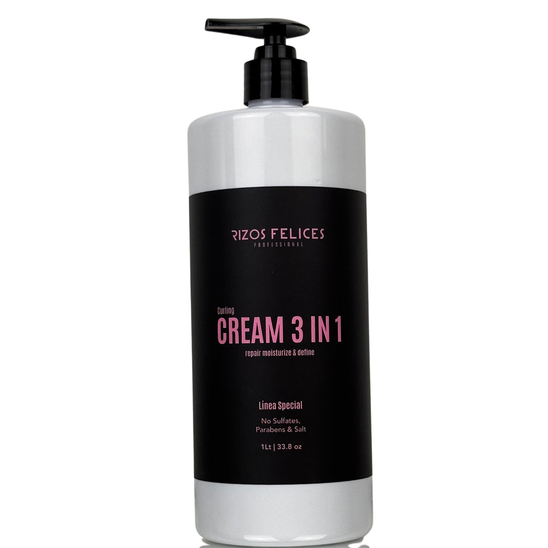 Crema para rizos 3 en 1 de Rizos felices 1L sirve como acondicionador, crema de peinar y tratamiento nutritivo. Su fórmula rica en proteínas y baja en grasas la hace especial para recuperar los cabellos expuestos a procedimientos químicos, como coloración o decoloración.