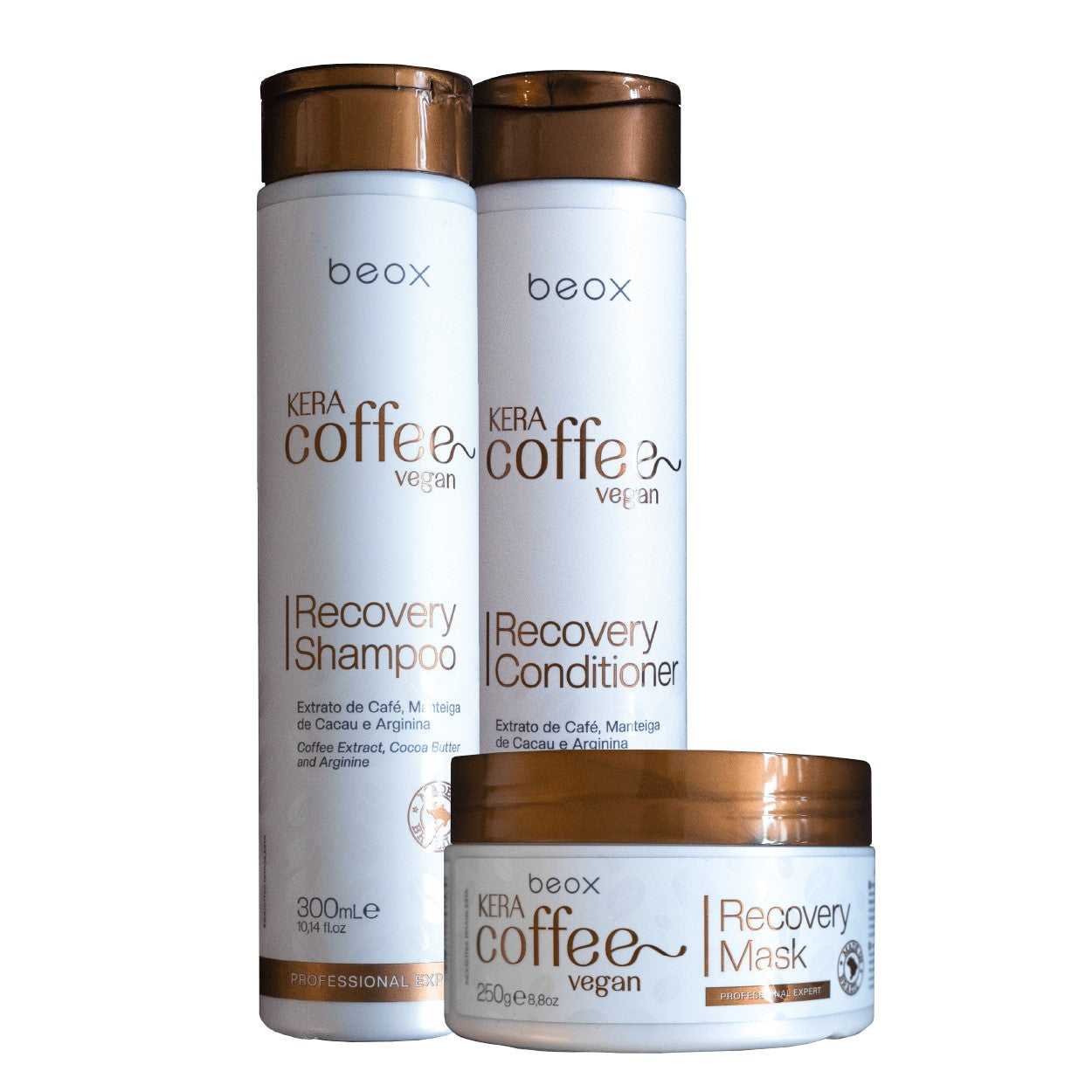 Kit Keracoffee Vegan Daily Care  Es una línea totalmente vegana, su componente principal es el extracto de café que cumple la importante misión de promover el crecimiento y detener la caída del cabello. También está compuesta por aceites esenciales y proteínas que promueven la reconstrucción instantánea, nutren y regeneran la fibra capilar, dejando como resultado un cabello extremadamente brillante, sedoso e hidratado.